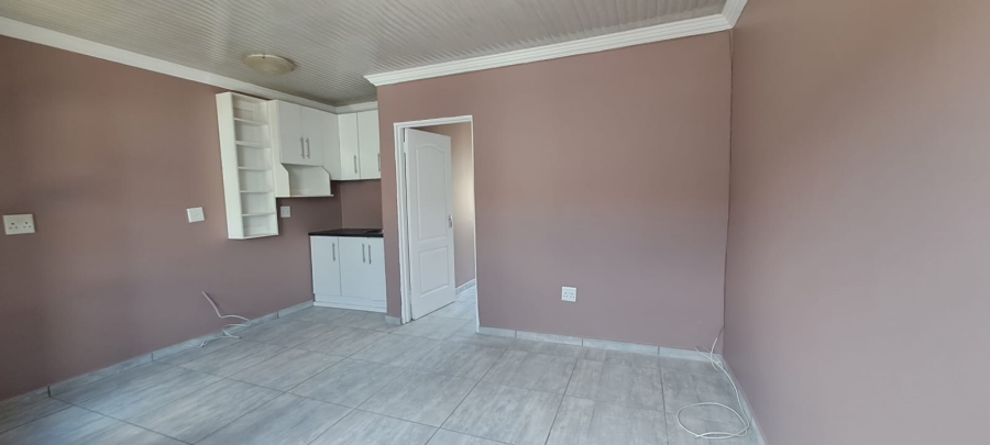To Let 1 Bedroom Property for Rent in Thorisong Free State